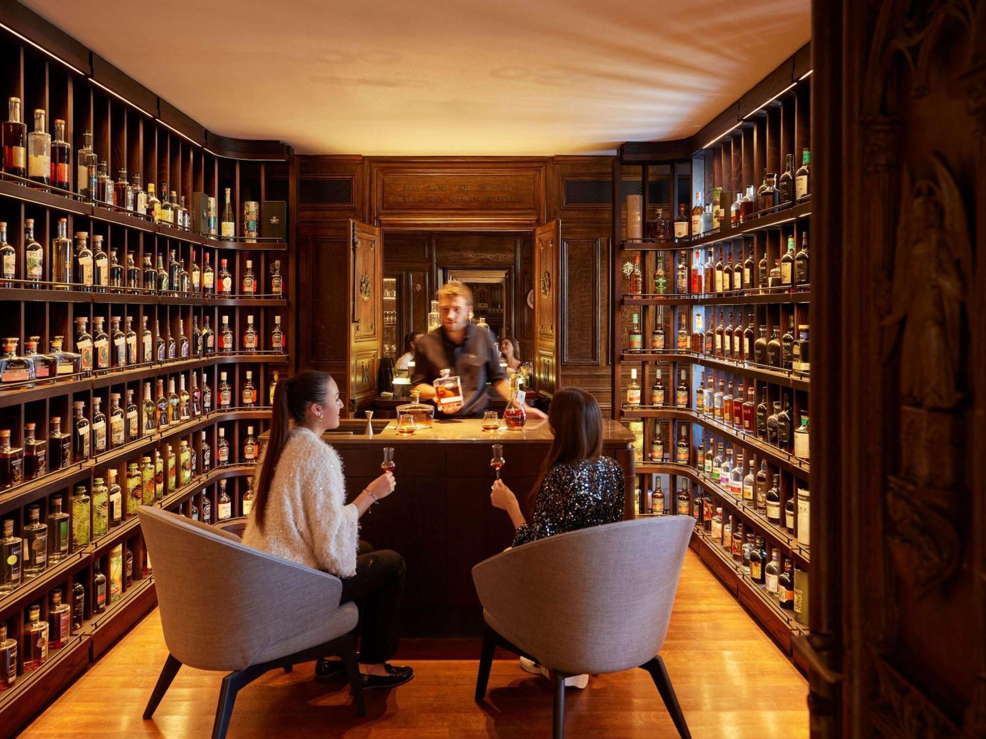 Domaine De La Reine Margot Paris-Issy - Mgallery Collection Issy-les-Moulineaux Bagian luar foto