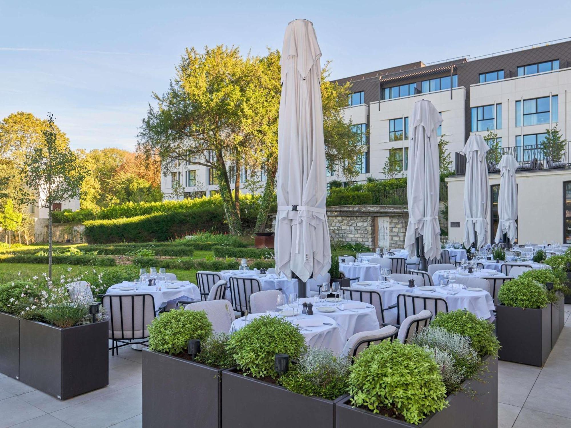 Domaine De La Reine Margot Paris-Issy - Mgallery Collection Issy-les-Moulineaux Bagian luar foto